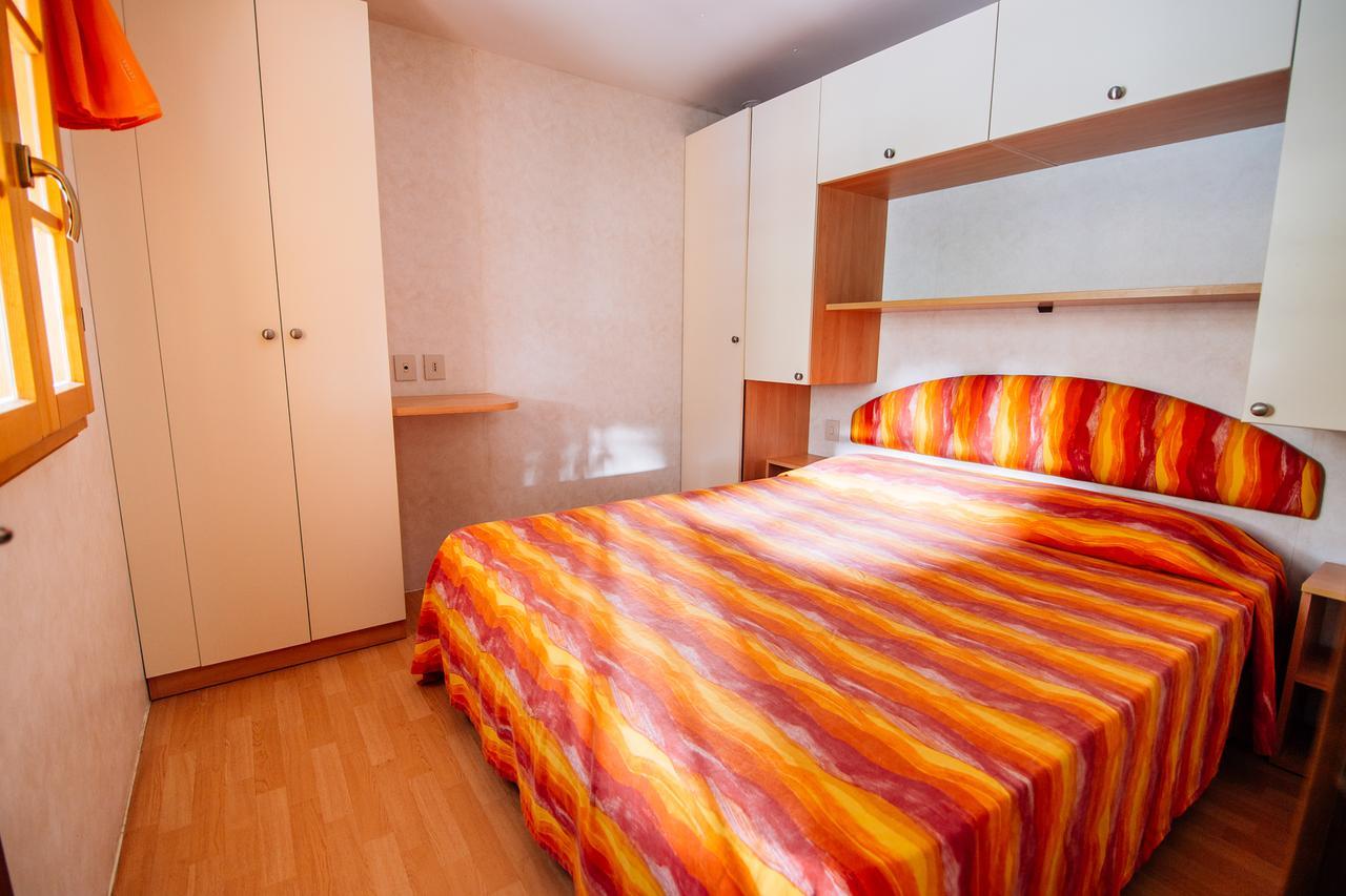 Camping Casa Di Caccia Марина-ді-Біббона Екстер'єр фото